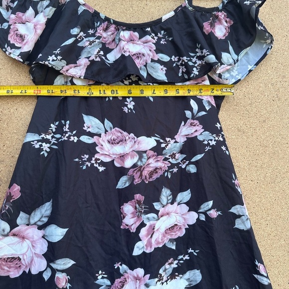 Pink and Blue Ruffled Tiered Cold Shoulder Midi Dress Size XL - Picture 4 of 7